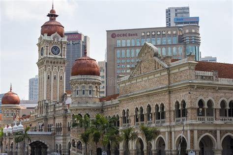 Dataran Merdeka: Historiska monument och livlig kultur i hjärtat av Kuala Lumpur!