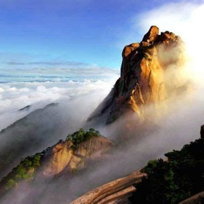 Mount Tianzhushan - En spektakulär bergshöjd med andlig historia!