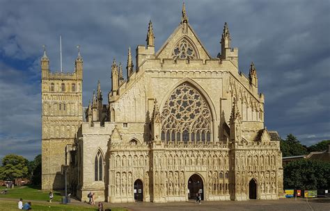  X Marks the Spot: Exeter Cathedral, a Majestic Tapestry of History and Faith!