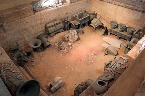  Yangzhuang Ancient Tomb: Mystical History and Intriguing Artifacts Await!